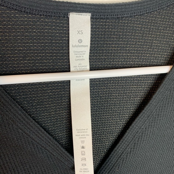 Lululemon long sleeve Henley - Picture 3 of 3